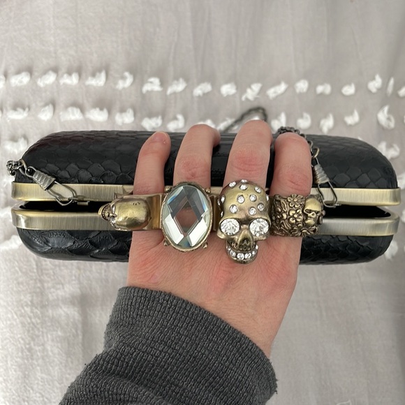 Black Clutch - Picture 5 of 5